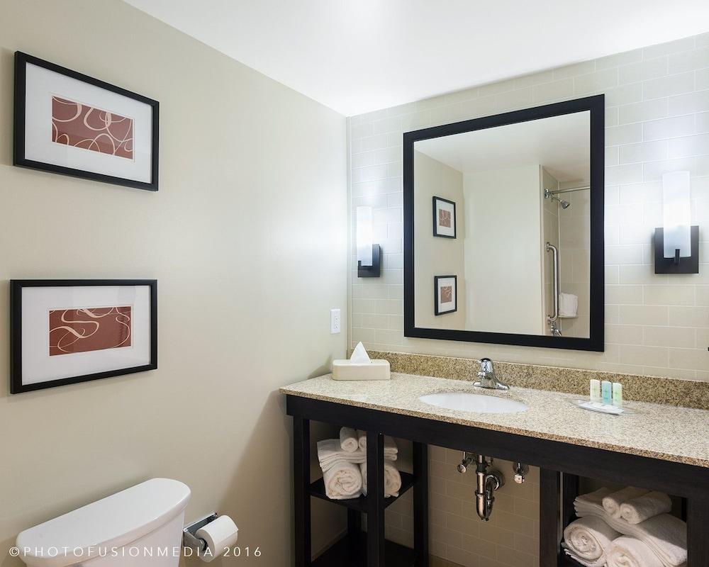 Comfort Suites Дюбуа Экстерьер фото