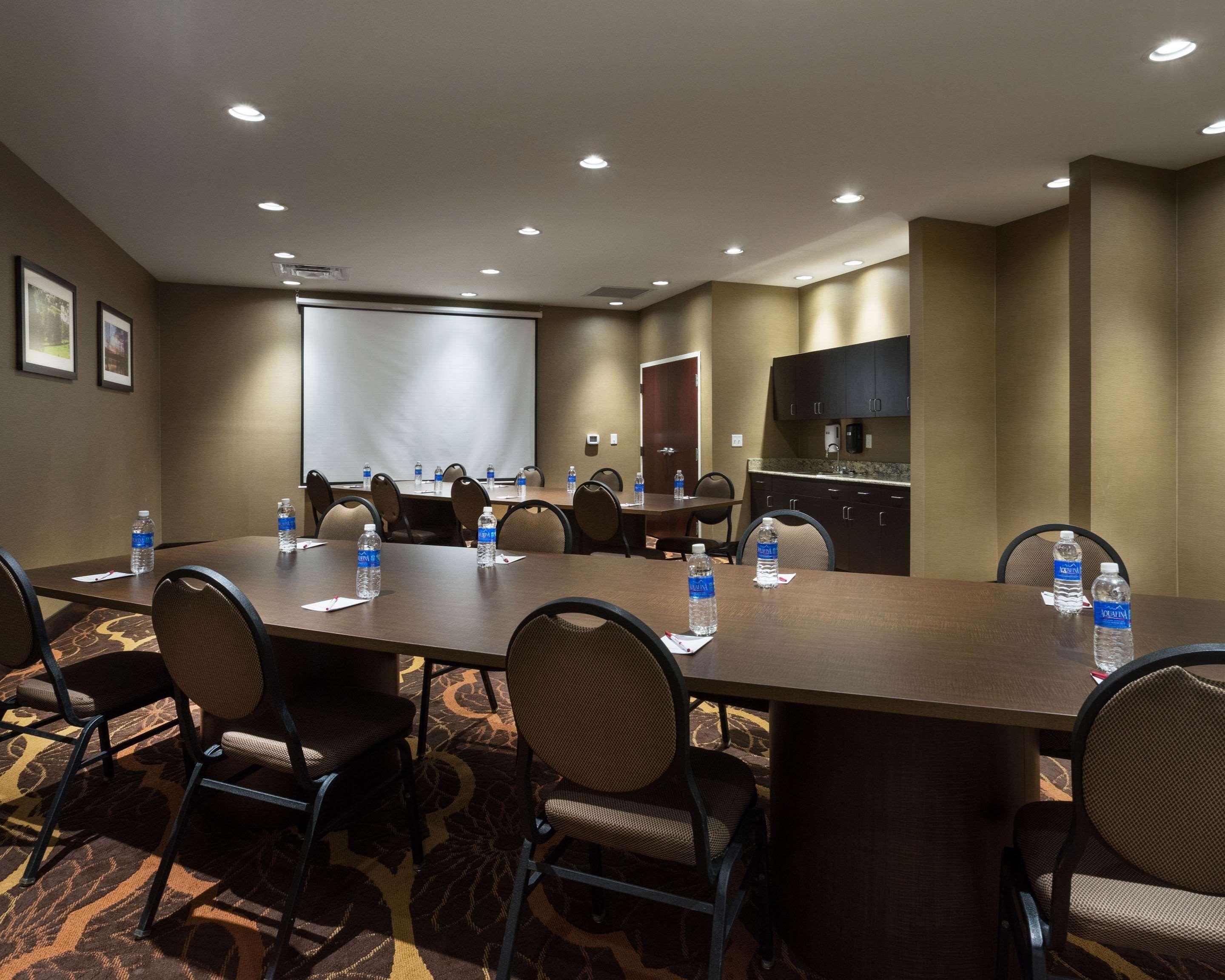 Comfort Suites Дюбуа Экстерьер фото