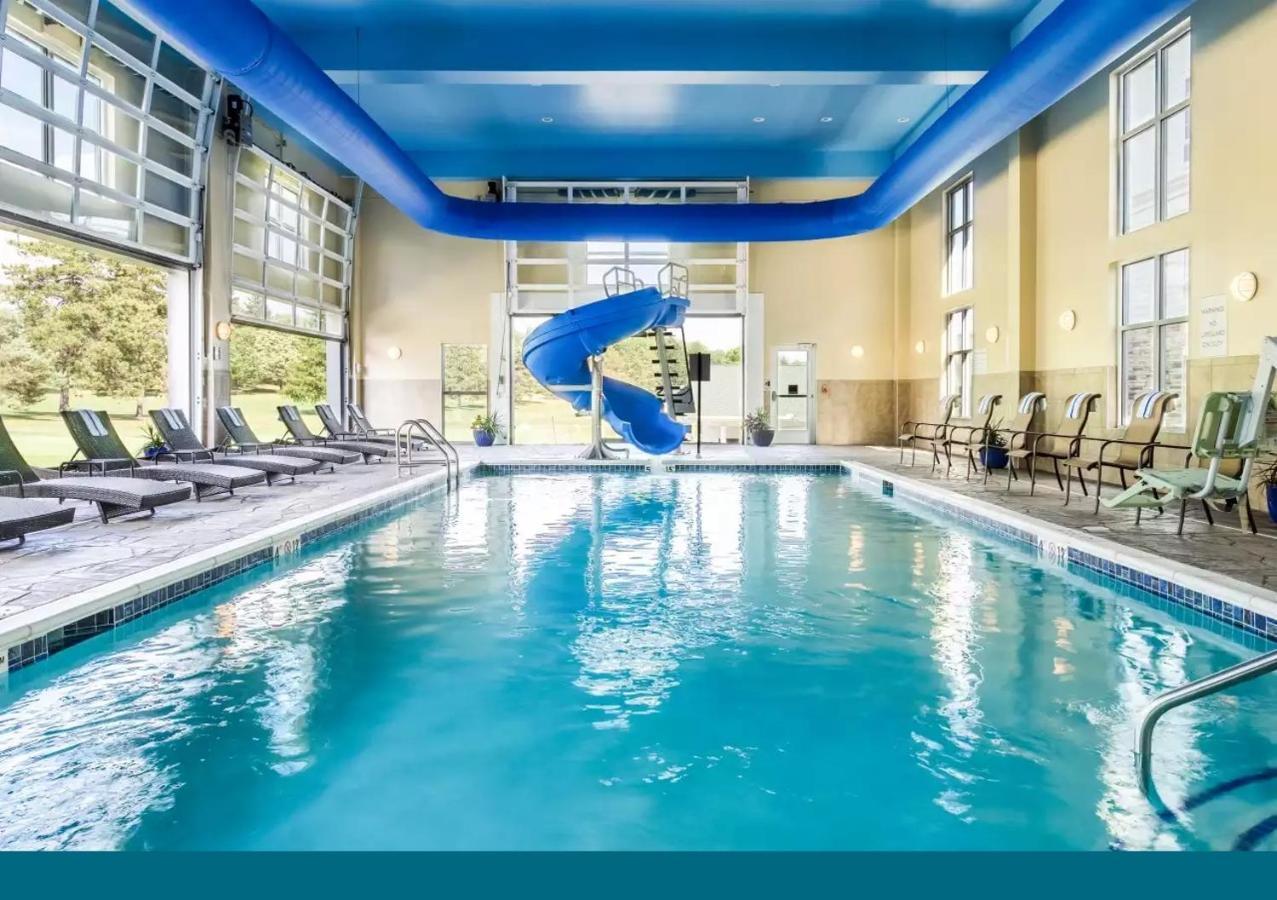Comfort Suites Дюбуа Экстерьер фото