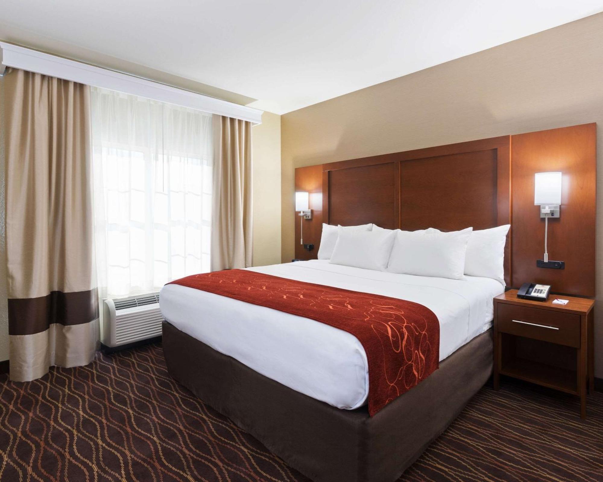 Comfort Suites Дюбуа Экстерьер фото